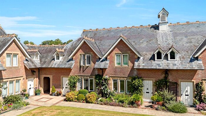 2 Bedroom House For Sale In The Courtyard, Puddletown, DT2