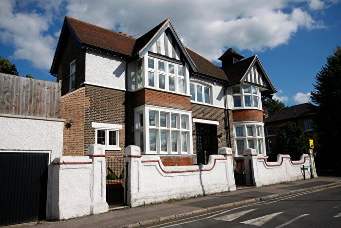 2 Bedroom Flat To Rent In Belmont Hill, SE13