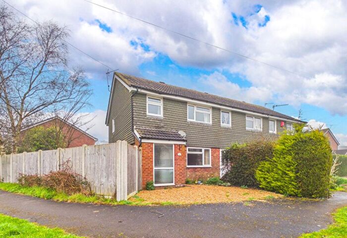 3 Bedroom End Of Terrace House For Sale In Colbourne Close, Bransgore, Christchurch, Dorset, BH23