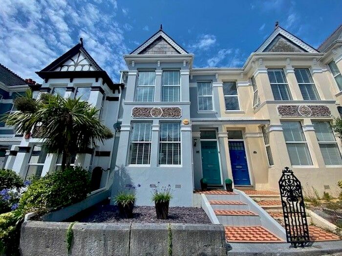 4 Bedroom Property To Rent In Endsleigh Park Road, Peverell, Plymouth, PL3