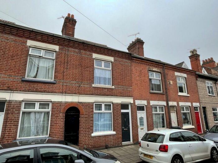 2 Bedroom Terraced House To Rent In Tudor Road, Leicester, LE3