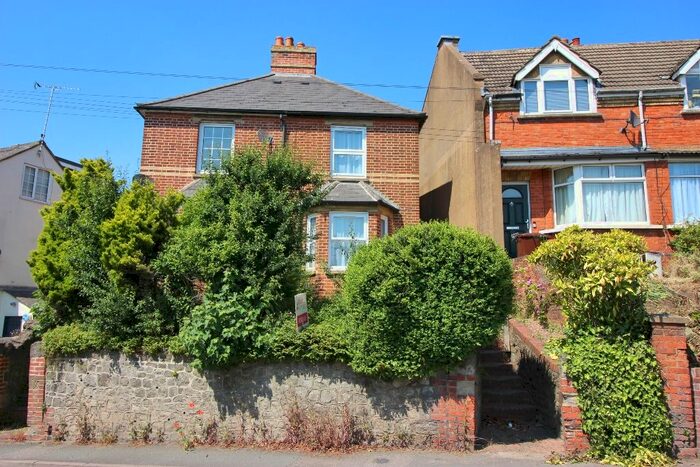 2 Bedroom Semi-Detached House To Rent In Sevenoaks Road, Borough Green, TN15