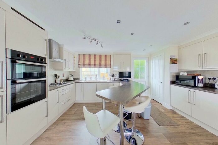 2 Bedroom Park Home For Sale In Magnolia Walk, Herne Bay, CT6