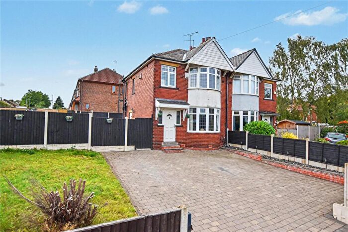 3 Bedroom Semi-Detached House For Sale In Corporation Street, Morley, Leeds, West Yorkshire, LS27
