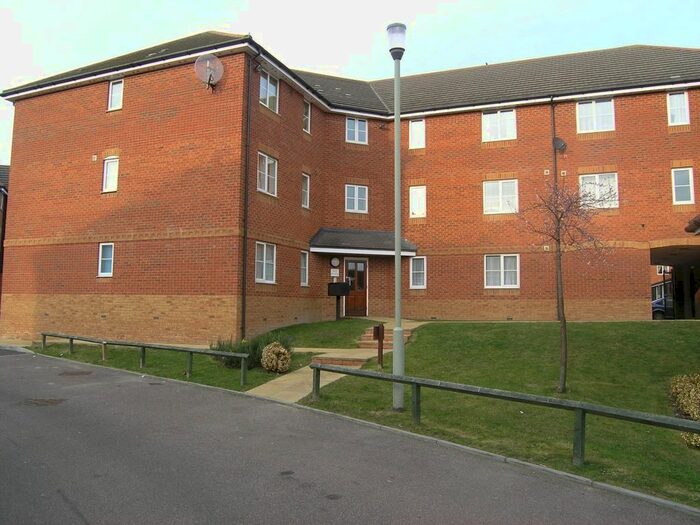2 Bedroom Flat To Rent In East Stour Way, Willesborough, TN24