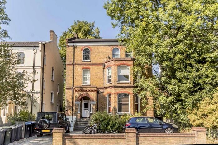 1 Bedroom Flat To Rent In Ewell Road, Surbiton, KT6