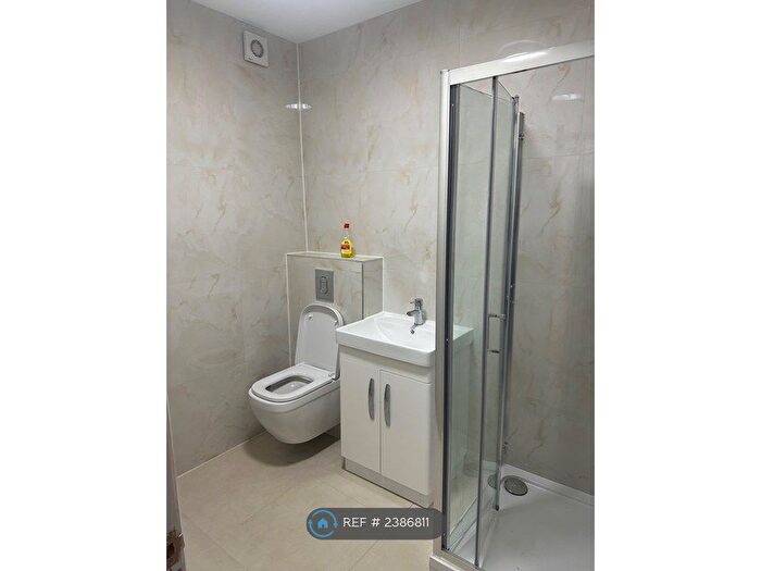 5 Bedroom Terraced House To Rent In Burges Road, London, E6