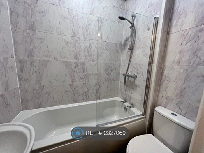 1 Bedroom Flat To Rent In Pierremont Crescent, Darlington, DL3