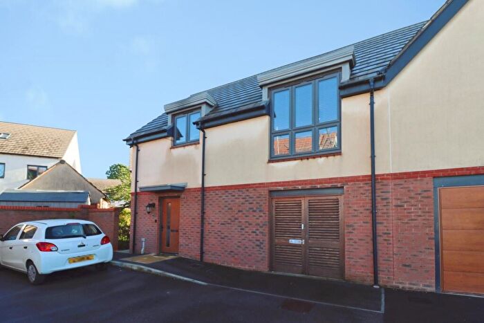 1 Bedroom Property For Sale In Wilson Road, Frenchay, Bristol, BS16
