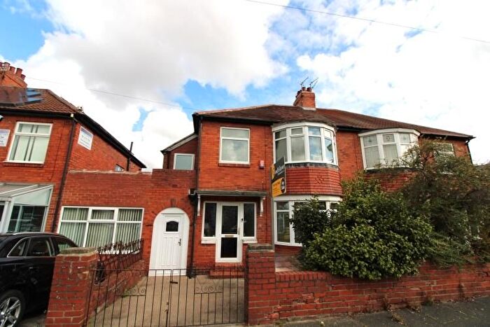 4 Bedroom Semi Detached House For Sale In Netherby Drive, Fenham, Newcastle Upon Tyne, NE5