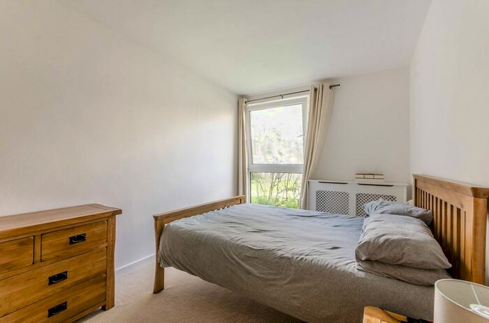 1 Bedroom Flat To Rent In Aberdeen Park, Islington, London, N5