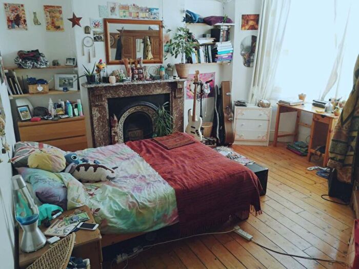 5 Bedroom House To Rent In Llantwit Street, Cathays, Cardiff, CF24