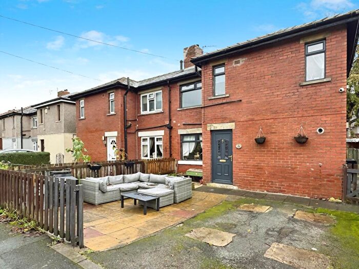 2 Bedroom Semi Detached House For Sale In Shirley Parade, Gomersal, BD19