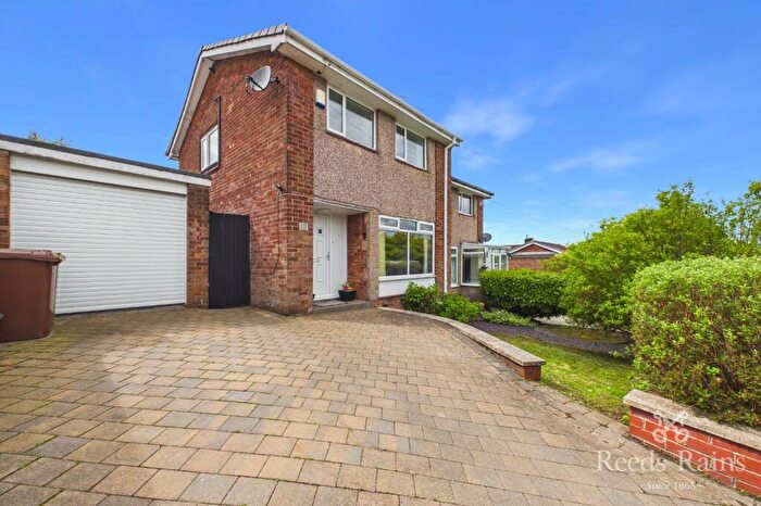 3 Bedroom Semi-Detached House For Sale In Linton Drive, Burnley, Lancashire, BB11