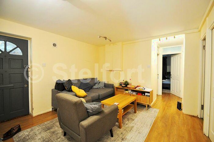 4 Bedroom Apartment To Rent In Salisbury Walk, London, N19