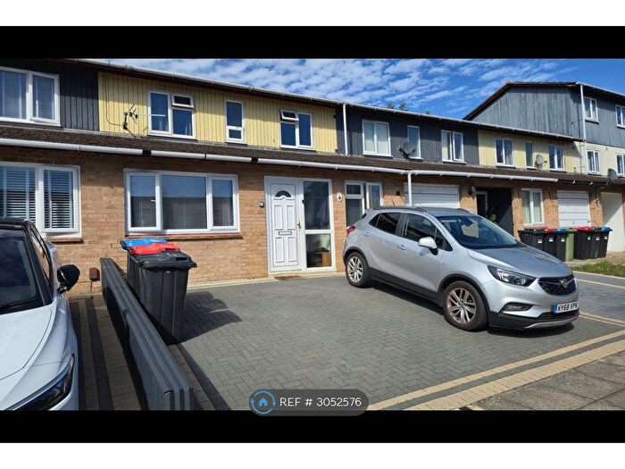 4 Bedroom Terraced House To Rent In Arbrook Avenue, Milton Keynes, MK13