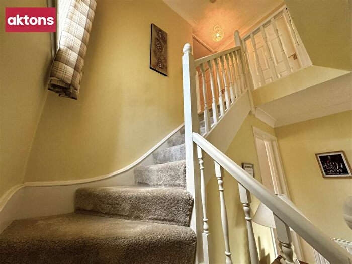 3 Bedroom Detached House For Sale In Ridgeway, Machen, Caerphilly, CF83