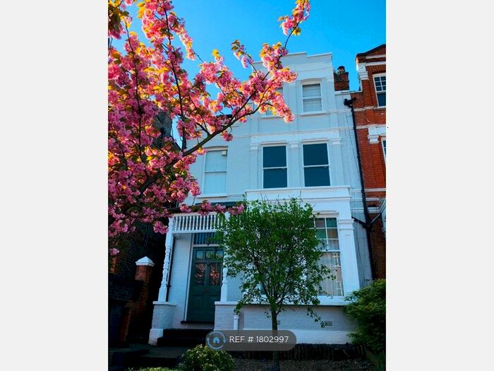 1 Bedroom Flat To Rent In Crouch End, London, N8