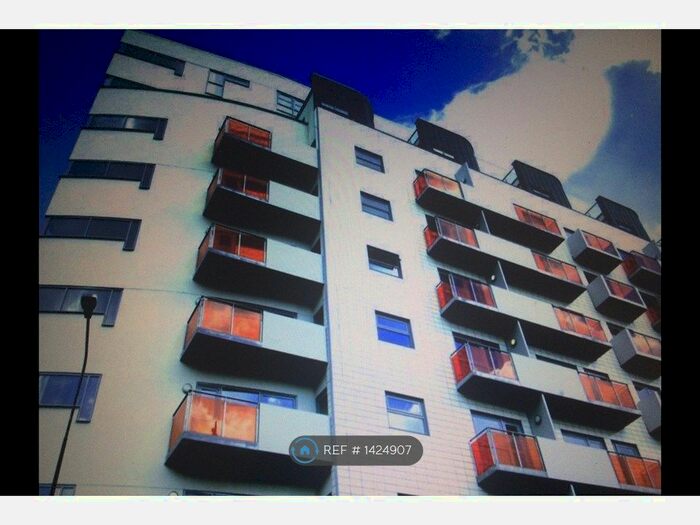 2 Bedroom Flat To Rent In Whitworth Street, Manchester, M1