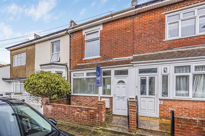 5 Bedroom Terraced House For Sale In Wyndcliffe Road, Southsea, PO4