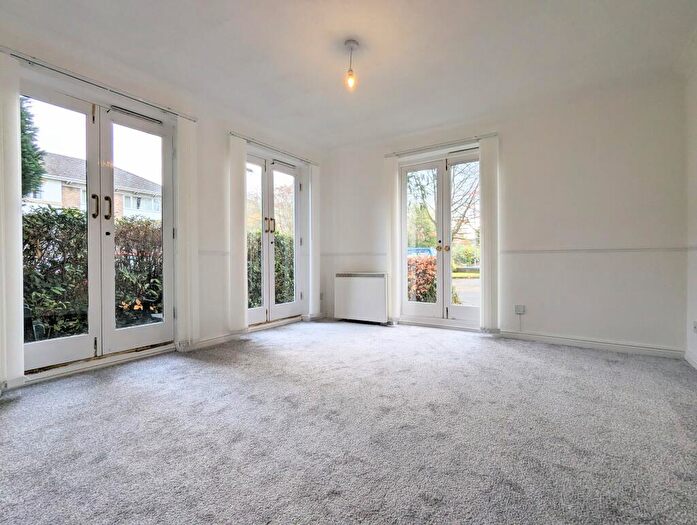 2 Bedroom Flat To Rent In Hawkesbury Mews, Darlington, DL3