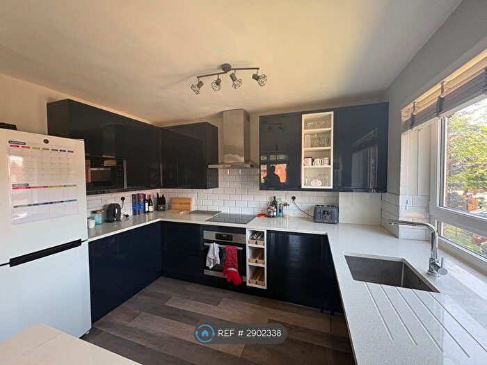 1 Bedroom Flat To Rent In Deeside Road, London, SW17