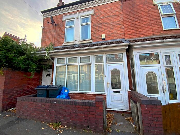 4 Bedroom Terraced House To Rent In Bevington Road, Aston, Birmingham, B6