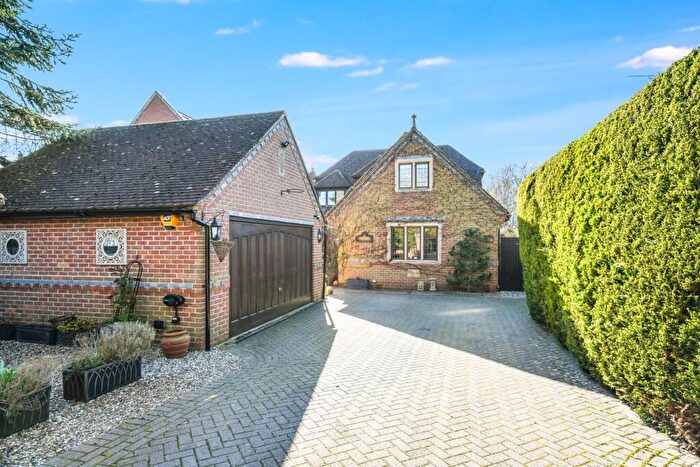 6 Bedroom Detached House For Sale In Oak Avenue, Crays Hill, Billericay, CM11