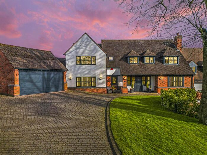 5 Bedroom Detached House For Sale In Pine Leigh, Four Oaks, Sutton Coldfield, B74