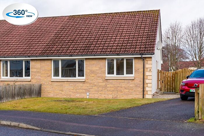2 Bedroom Semi Detached Bungalow To Rent In Culduthel Mains Crescent, Inverness, IV2