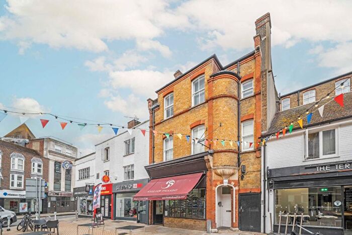 Studio To Rent In Apple Market, Kingston Upon Thames, KT1