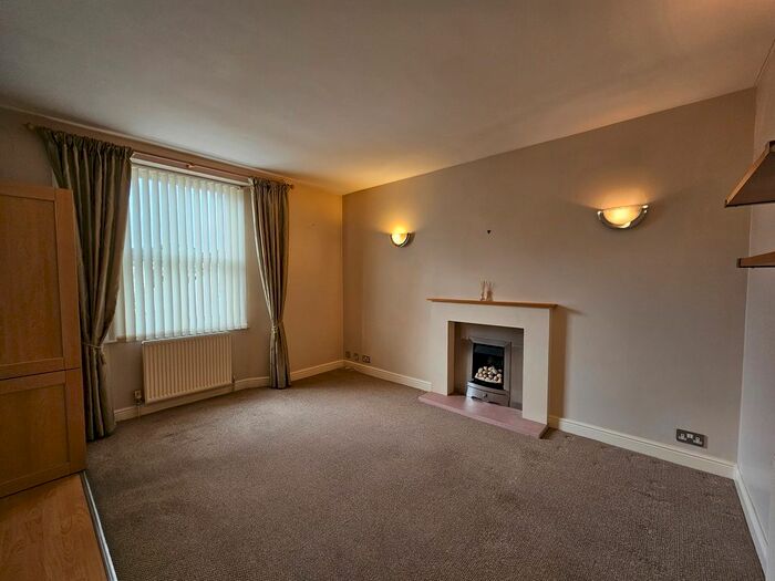 1 Bedroom Flat To Rent In Vansittart Road, Torquay, TQ2