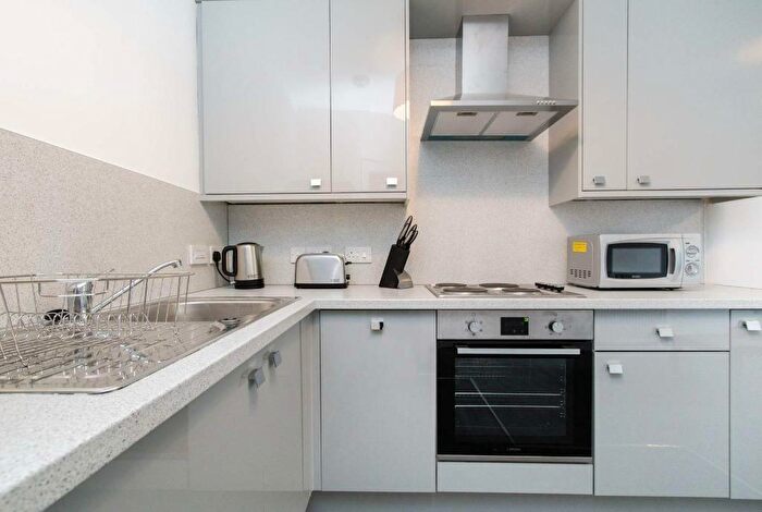 2 Bedroom Flat To Rent In Ritchie Place, Polwarth, Edinburgh, EH11