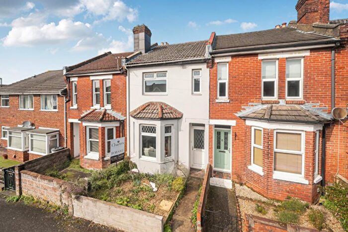 2 Bedroom Terraced House For Sale In Lemon Road, Shirley, Southampton, Hampshire, SO15