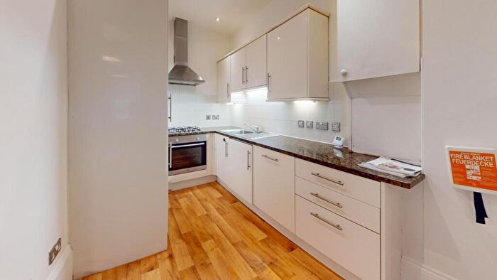 2 Bedroom House To Rent In Buckingham House, Leeds, LS6