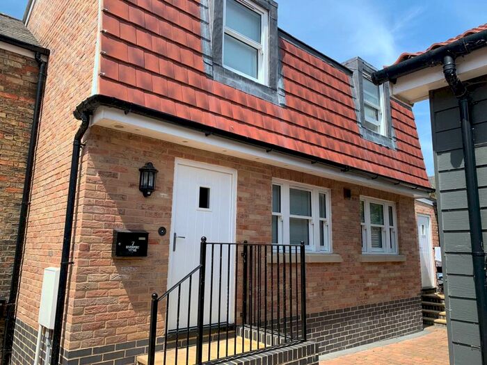 3 Bedroom Detached House To Rent In West Street, St. Ives, Cambridgeshire, PE27