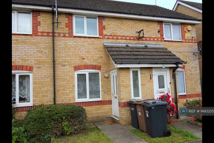 2 Bedroom Terraced House To Rent In Larkspur Gardens, Luton, LU4
