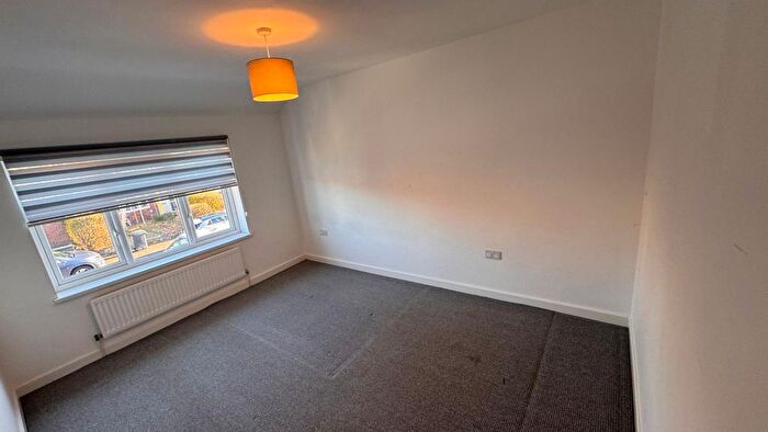 3 Bedroom Terraced House To Rent In Slough, SL2