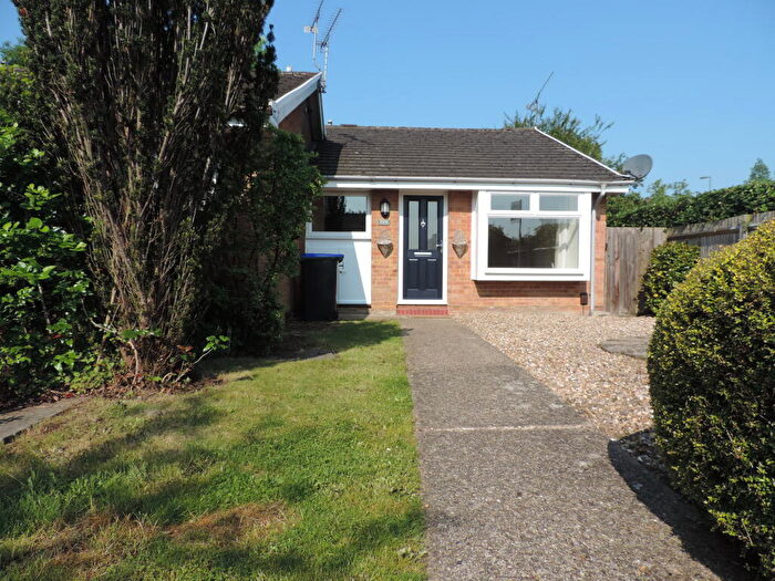 2 Bedroom Bungalow To Rent In Japonica Close, GU21