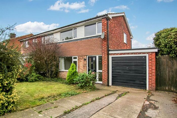 3 Bedroom Semi Detached House For Sale In De Gaunte Road, Brompton, Northallerton, DL6