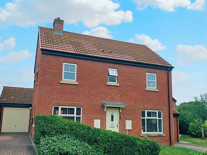 4 Bedroom Detached House For Sale In Richmond Park Road, Derby, DE22