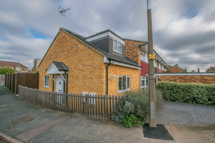 1 Bedroom End Of Terrace House To Rent In Monson Road, Broxbourne, EN10