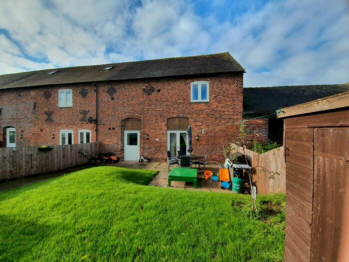 3 Bedroom Barn Conversion To Rent In Manor Road, Madeley, Crewe, CW3