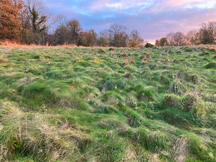 Land To Rent In Llandrindod Wells, Powys, LD1