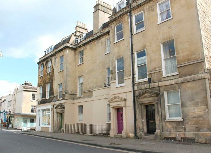 1 Bedroom Apartment To Rent In Julian Road, BA1