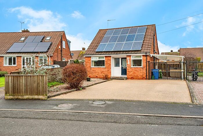 3 Bedroom Detached House For Sale In Haddon Drive, Mickleover, Derby, DE3