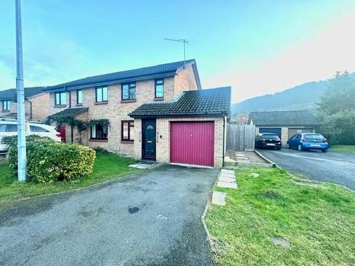 2 Bedroom Semi-Detached House To Rent In Briardene, Llanfoist, Abergavenny, NP7