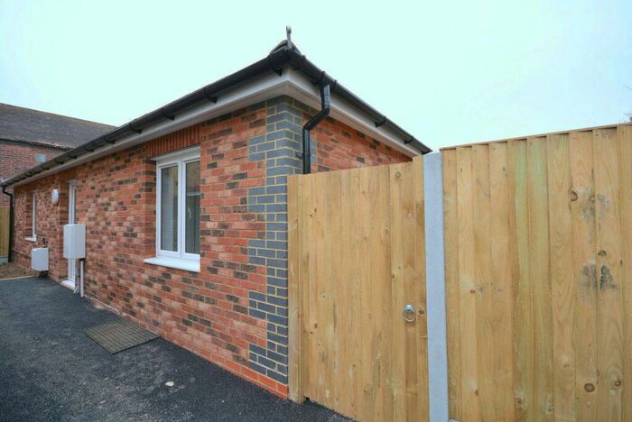 2 Bedroom Bungalow To Rent In Albion Road, Margate, CT9