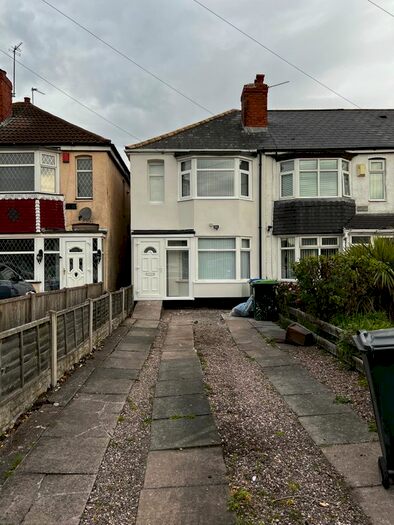 3 Bedroom End Of Terrace House To Rent In All Saints Way, West Bromwich, B71