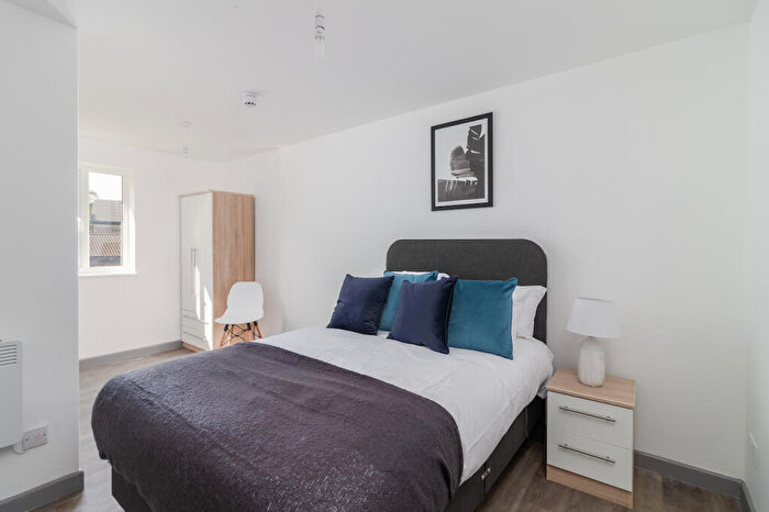 1 Bedroom Apartment To Rent In St Marks Court, CH43